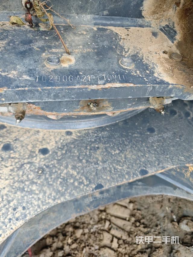 铲斗45度(工作和回转装置) 铲斗45度(工作和回转装置)