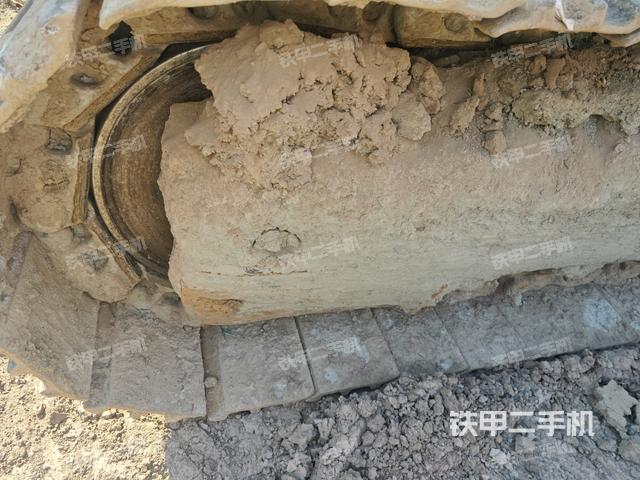 右导向轮(行走机构) 右导向轮(行走机构)