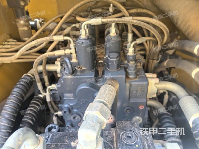 分配阀(上车部件) 分配阀(上车部件)