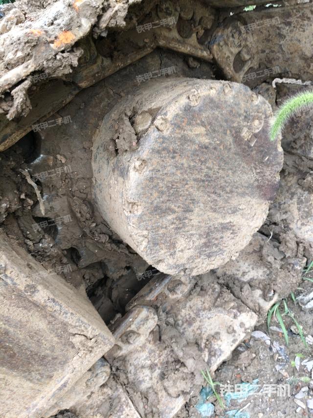 右驱动轮(行走机构) 右驱动轮(行走机构)