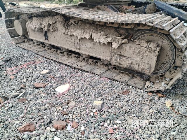 左侧履带整体 （行走机构）