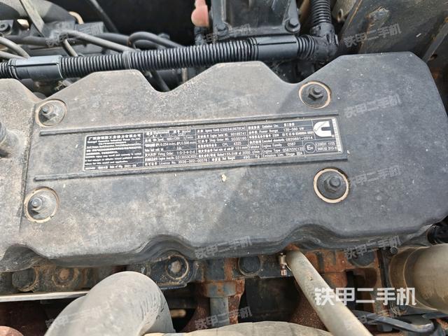 气门室盖螺丝特写(上车部件) 气门室盖螺丝特写(上车部件)