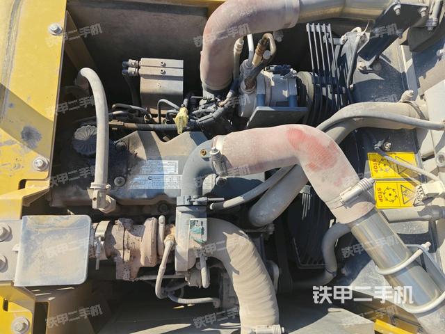 發(fā)動機室(上車部件) 發(fā)動機室(上車部件)