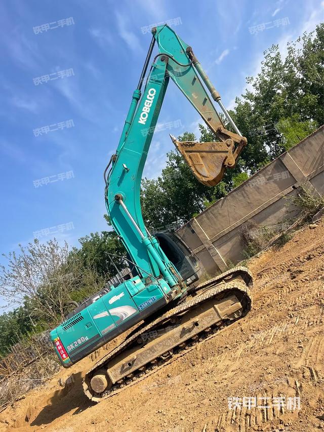 整机右后45°(整机外观) 整机右后45°(整机外观)