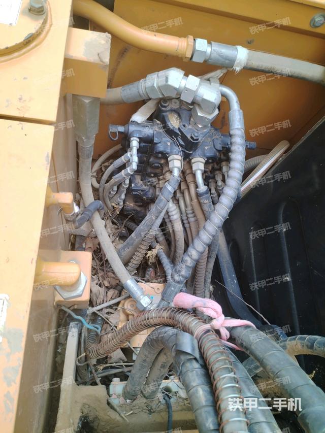 分配阀(上车部件) 分配阀(上车部件)