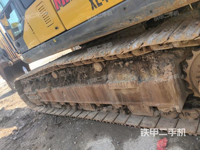 右侧行走马达盖板(行走机构) 右侧行走马达盖板(行走机构)