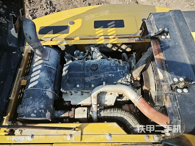 发动机室(上车部件) 发动机室(上车部件)