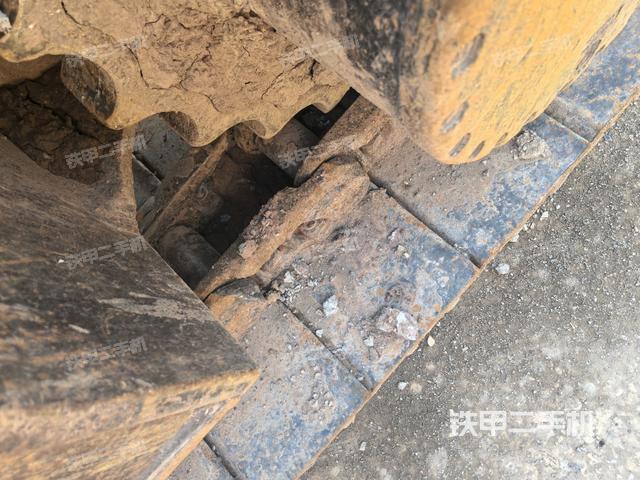 左侧履带整体 （行走机构）