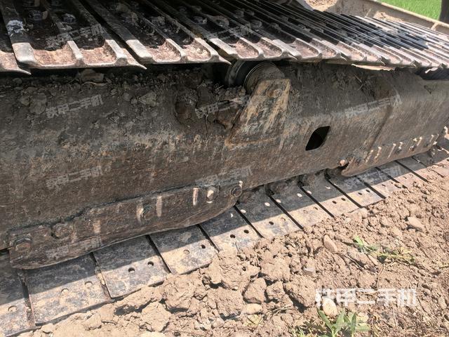 右側(cè)行走馬達(dá)蓋板(行走機(jī)構(gòu)) 右側(cè)行走馬達(dá)蓋板(行走機(jī)構(gòu))