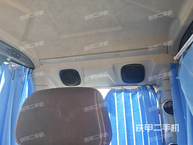 座椅后部(駕駛室部分) 座椅后部(駕駛室部分)