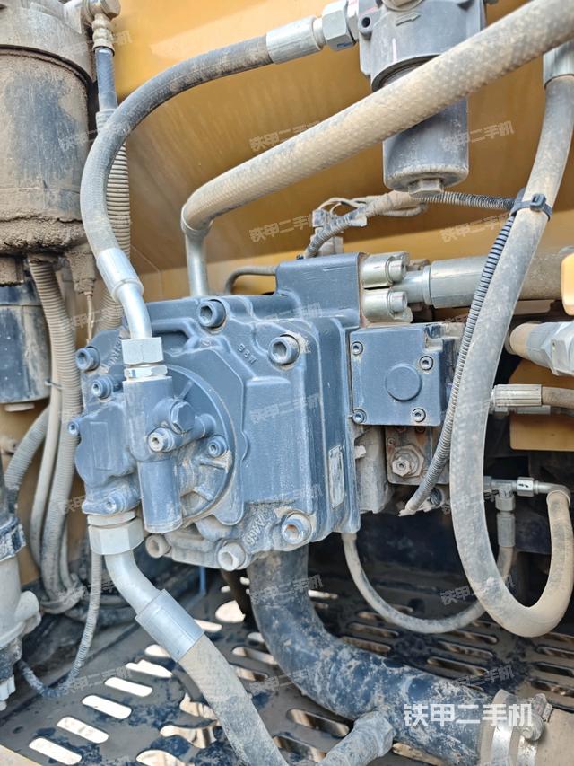 液压泵斜45 左(大件舱室) 液压泵斜45 左(大件舱室)