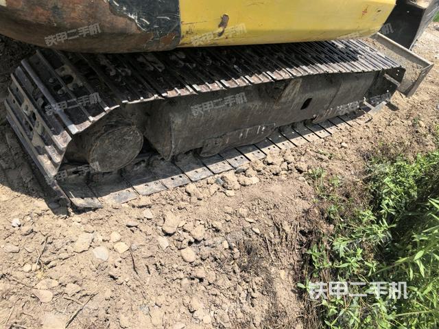 右側(cè)履帶整體?(行走機(jī)構(gòu)) 右側(cè)履帶整體?(行走機(jī)構(gòu))