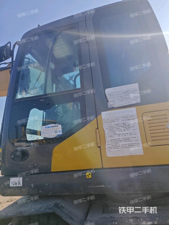 駕駛室左前45度(駕駛室部分) 駕駛室左前45度(駕駛室部分)