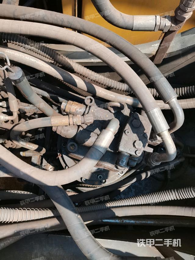 回转马达(上车部件) 回转马达(上车部件)