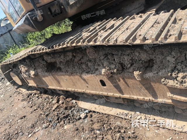 左侧行走马达盖板(行走机构) 左侧行走马达盖板(行走机构)