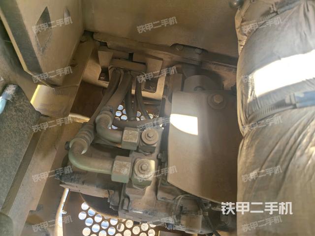 液壓泵室(大件艙室) 液壓泵室(大件艙室)