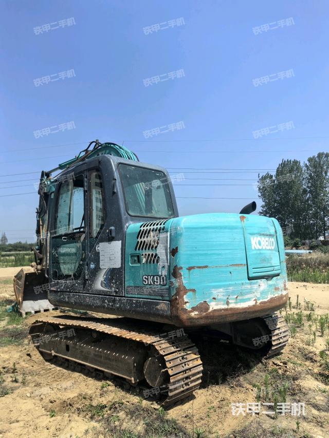 左后45(整機(jī)外觀) 左后45(整機(jī)外觀)