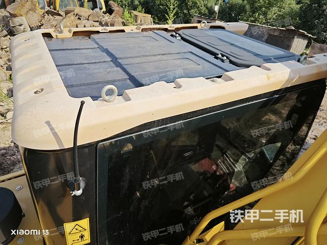 驾驶室顶部俯视(上车部件) 驾驶室顶部俯视(上车部件)