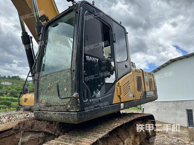 三一重工SY205C挖掘機