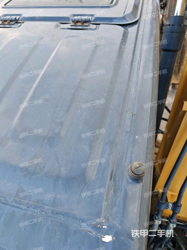 驾驶室顶部俯视(上车部件) 驾驶室顶部俯视(上车部件)