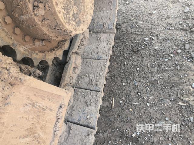 左驱动轮(行走机构) 左驱动轮(行走机构)