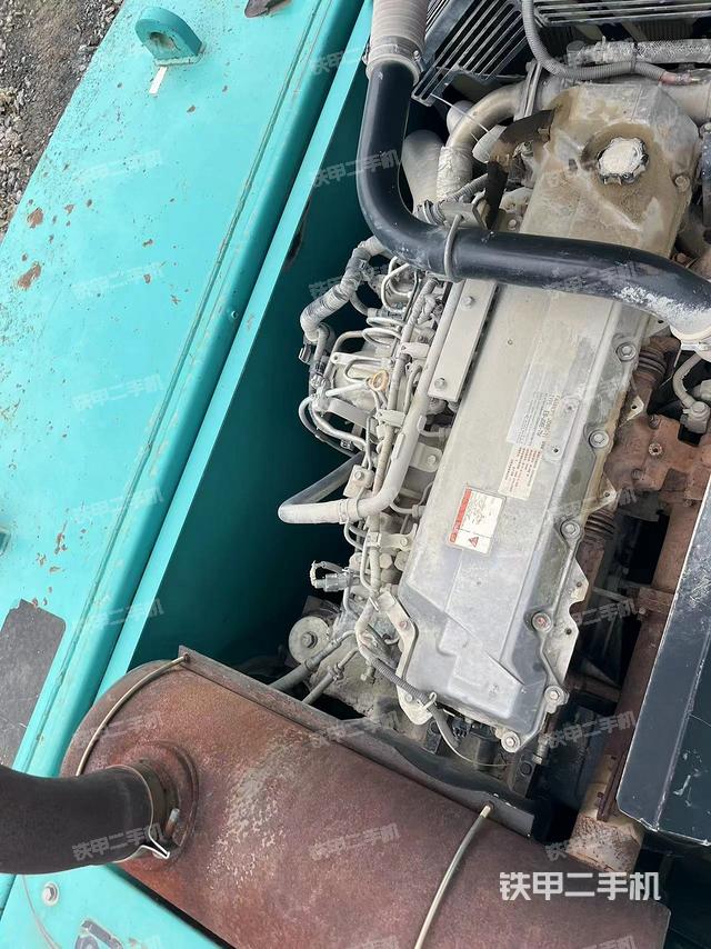 发动机整体俯视(整机外观) 发动机整体俯视(整机外观)