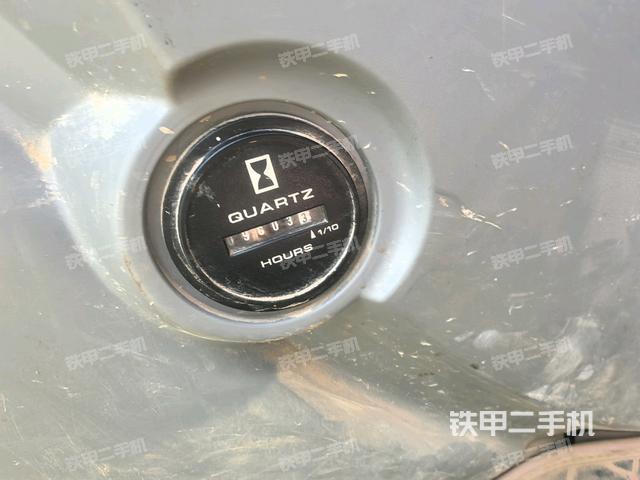 小時(shí)表(駕駛室部分) 小時(shí)表(駕駛室部分)