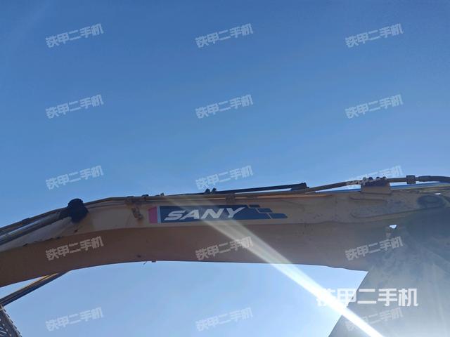 大臂整體?右側(cè)(工作和回轉(zhuǎn)裝置) 大臂整體?右側(cè)(工作和回轉(zhuǎn)裝置)