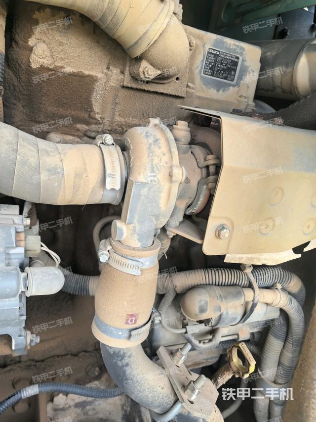 增壓器特寫(xiě)(上車(chē)部件) 增壓器特寫(xiě)(上車(chē)部件)