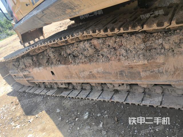 右驱动轮(行走机构) 右驱动轮(行走机构)