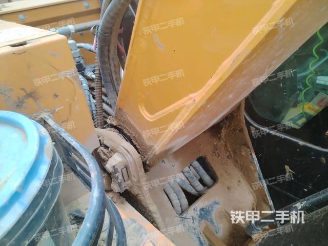 大臂根部 斜(工作和回转装置) 大臂根部 斜(工作和回转装置)