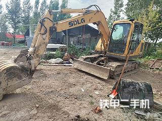 山東臨工LG685挖掘機實拍圖片