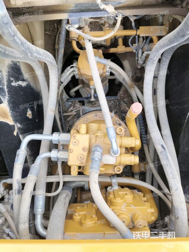 三一重工SY205C-10挖掘机的设备实拍-第36张实拍照片