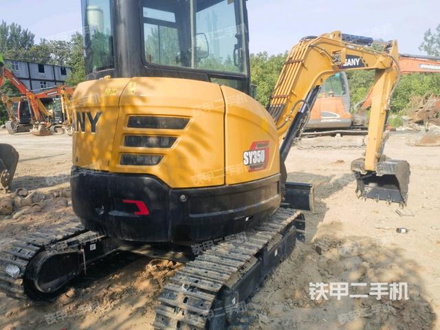 三一重工SY35U（国四）挖掘机的设备实拍-第2张实拍照片