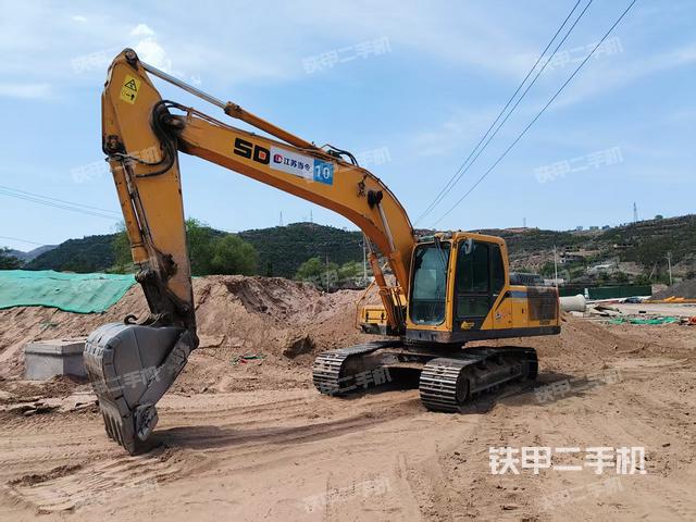 山東臨工E6210F挖掘機(jī)