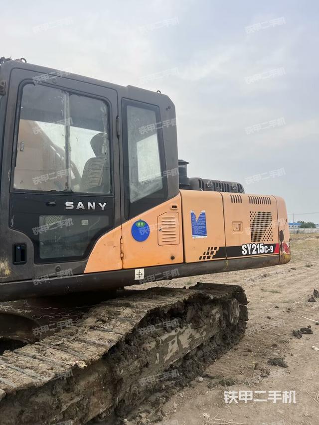 驾驶室整体（整机外观）