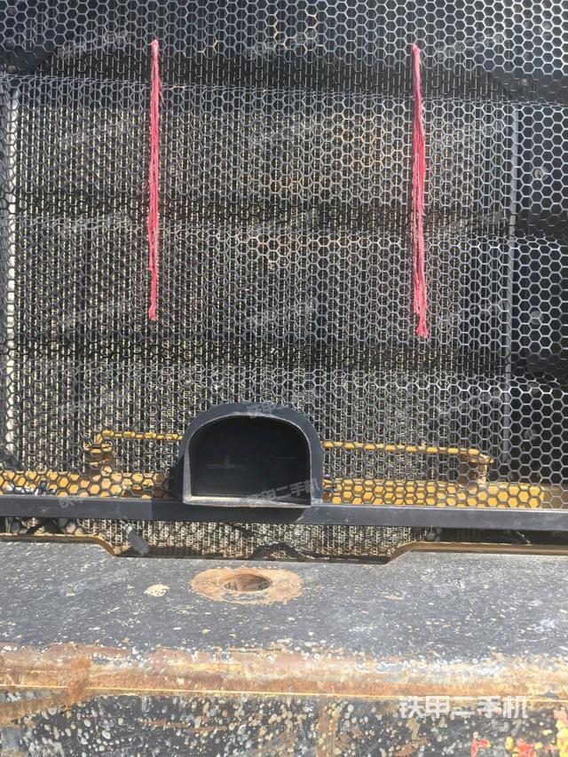 散熱器正面(動力系統(tǒng)) 散熱器正面(動力系統(tǒng))