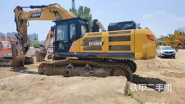 三一重工SY550H挖掘機(jī)