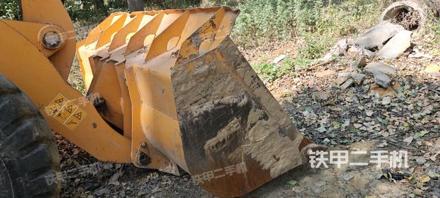 工作装置整体(整机外观及大件) 工作装置整体(整机外观及大件)