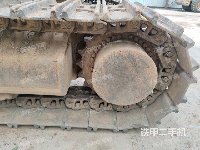 左驱动轮（行走机构）