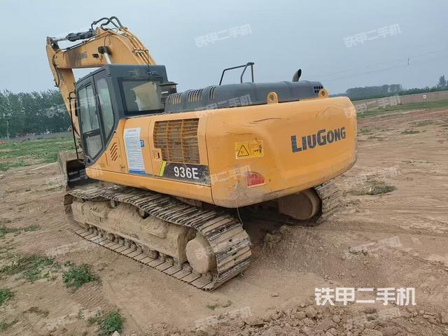 柳工CLG930F挖掘機(jī)