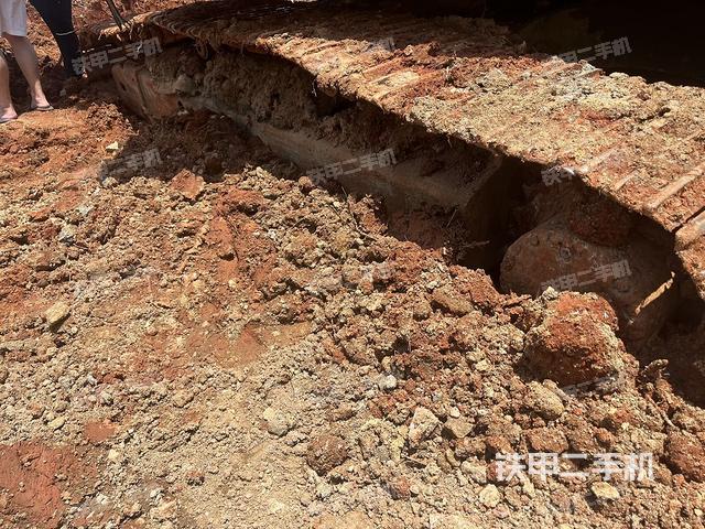 右侧履带整体（行走机构）