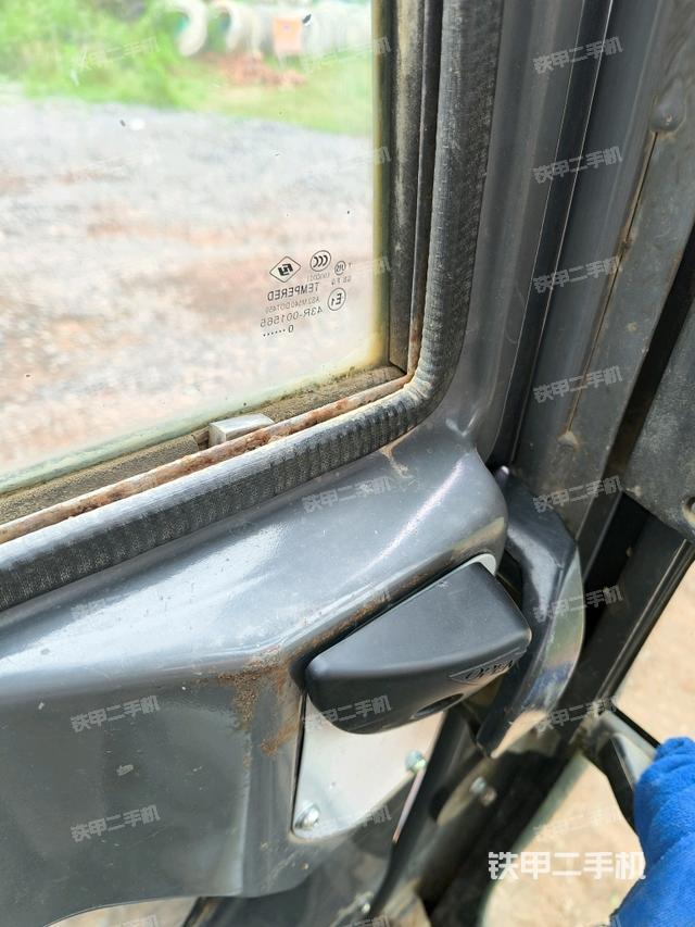 显示屏 （驾驶室部分）