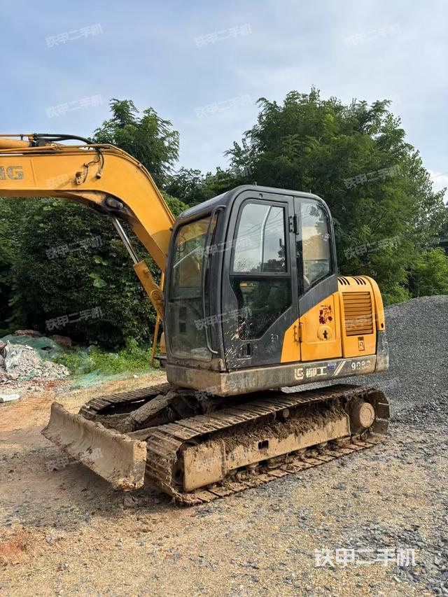 单侧履带整体（整机外观）