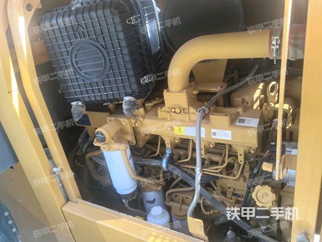 發(fā)動機(jī)側(cè)面1(動力系統(tǒng)) 發(fā)動機(jī)側(cè)面1(動力系統(tǒng))