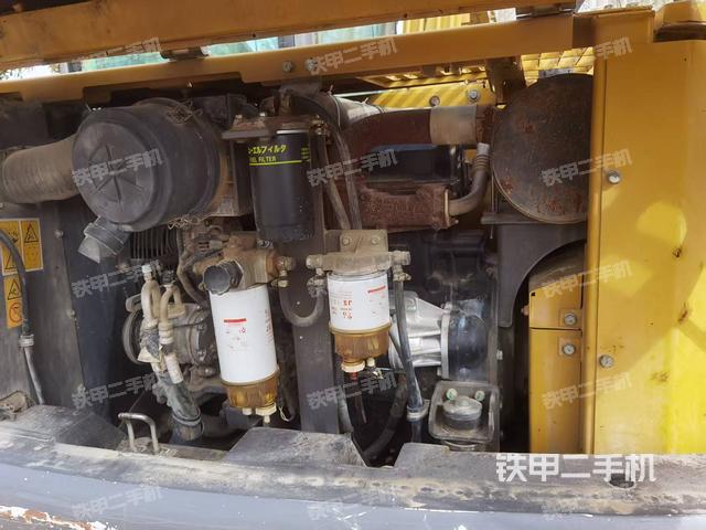 发动机整体俯视(整机外观) 发动机整体俯视(整机外观)