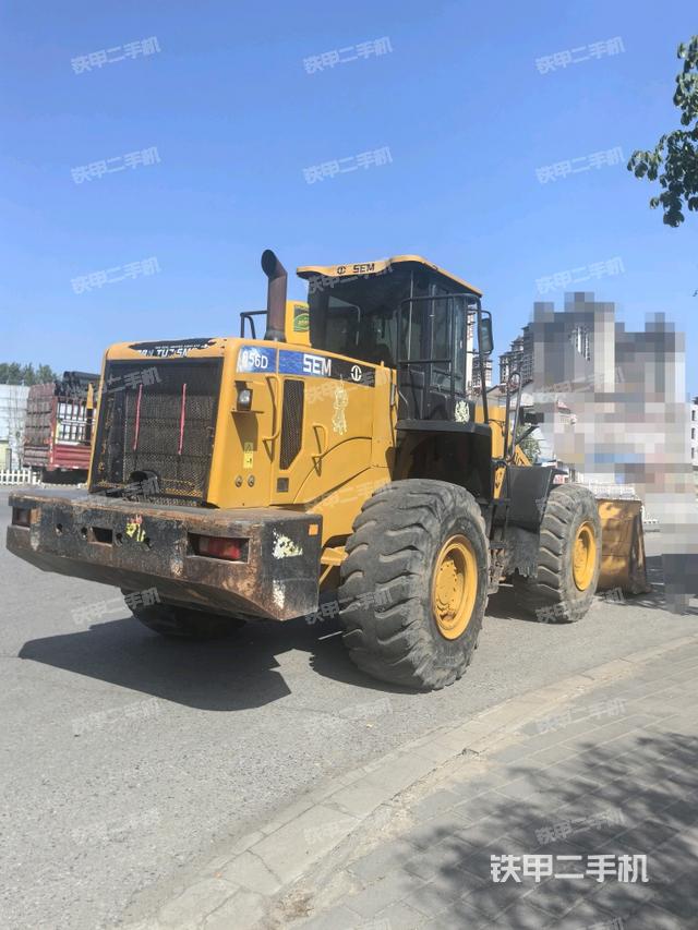 右后45°(整機(jī)外觀) 右后45°(整機(jī)外觀)