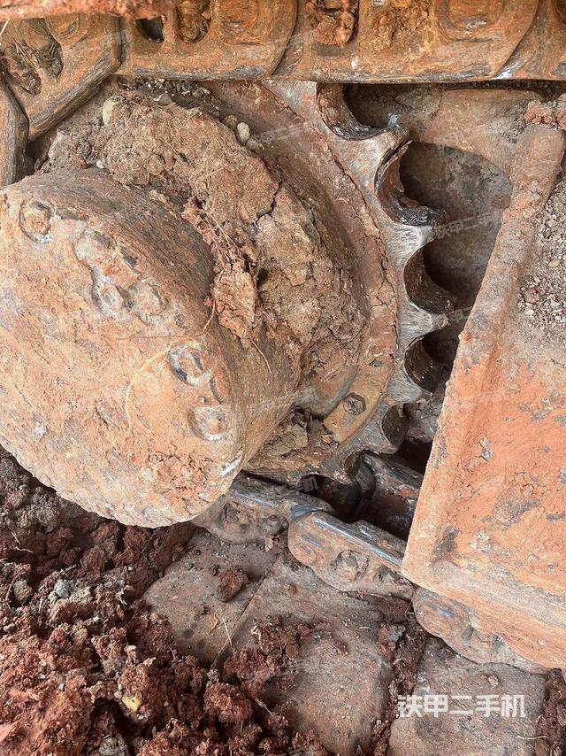 左驱动轮（行走机构）