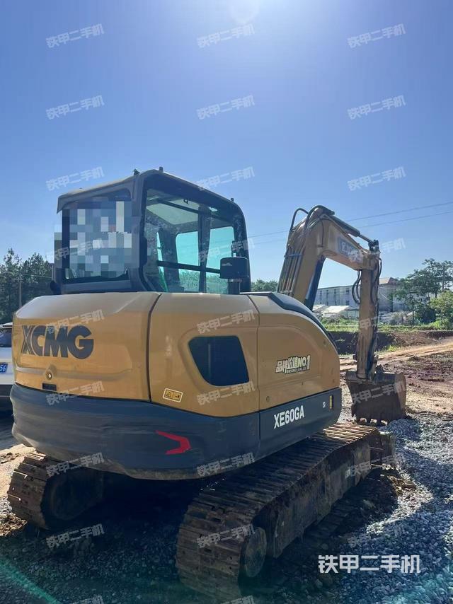 整机右后45°(整机外观) 整机右后45°(整机外观)