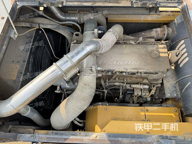 发动机整体俯视(整机外观) 发动机整体俯视(整机外观)